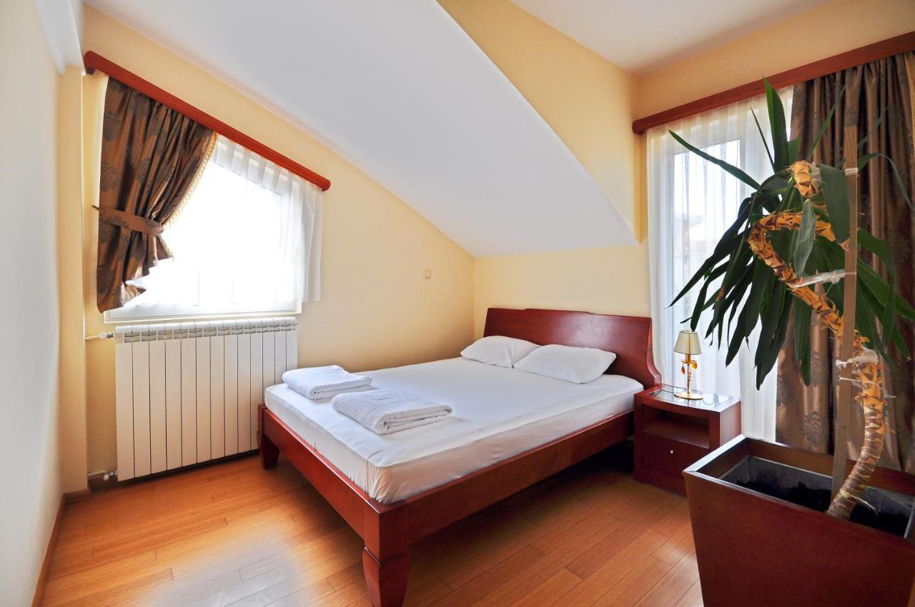Sunny Hill Apartments & Aqua Park Vrnjačka Banja Eksteriør billede