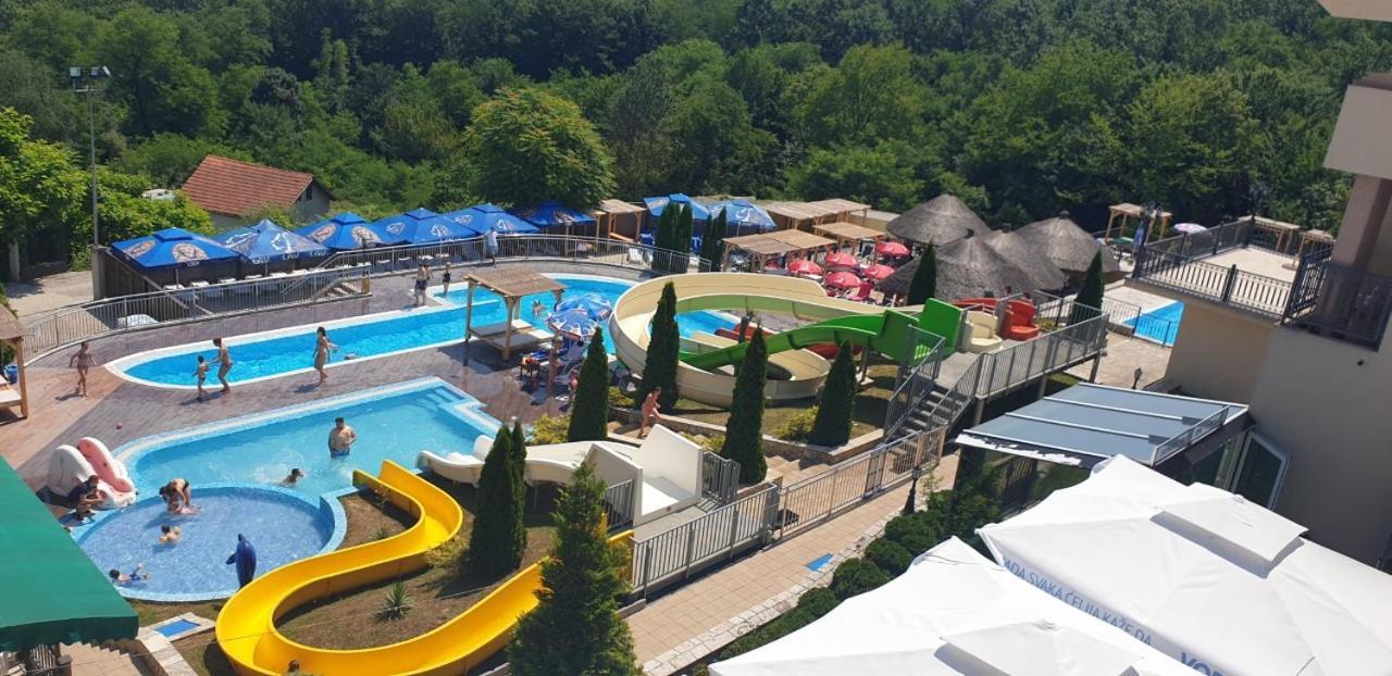 Sunny Hill Apartments & Aqua Park Vrnjačka Banja Eksteriør billede