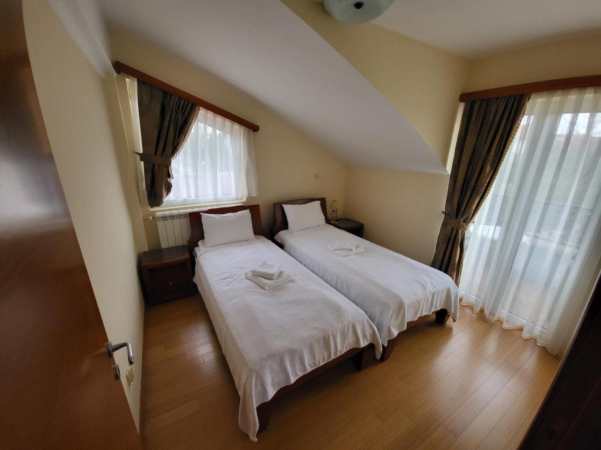 Sunny Hill Apartments & Aqua Park Vrnjačka Banja Eksteriør billede