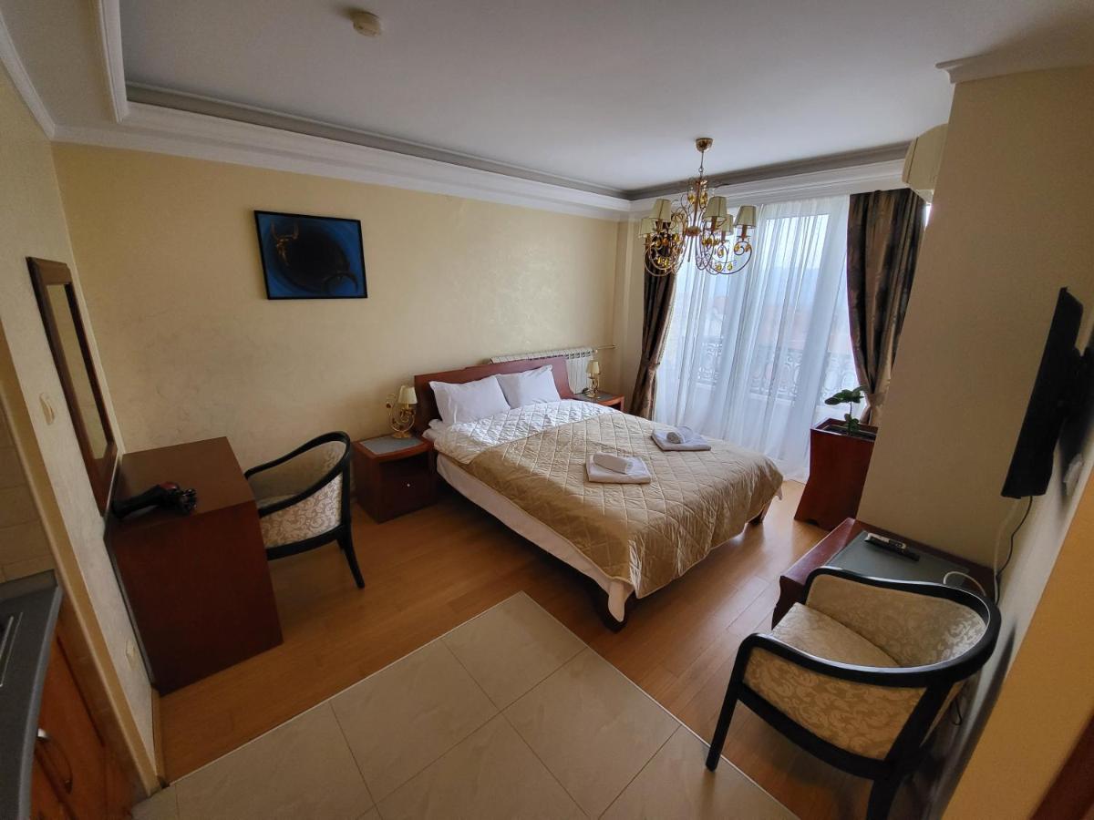Sunny Hill Apartments & Aqua Park Vrnjačka Banja Eksteriør billede