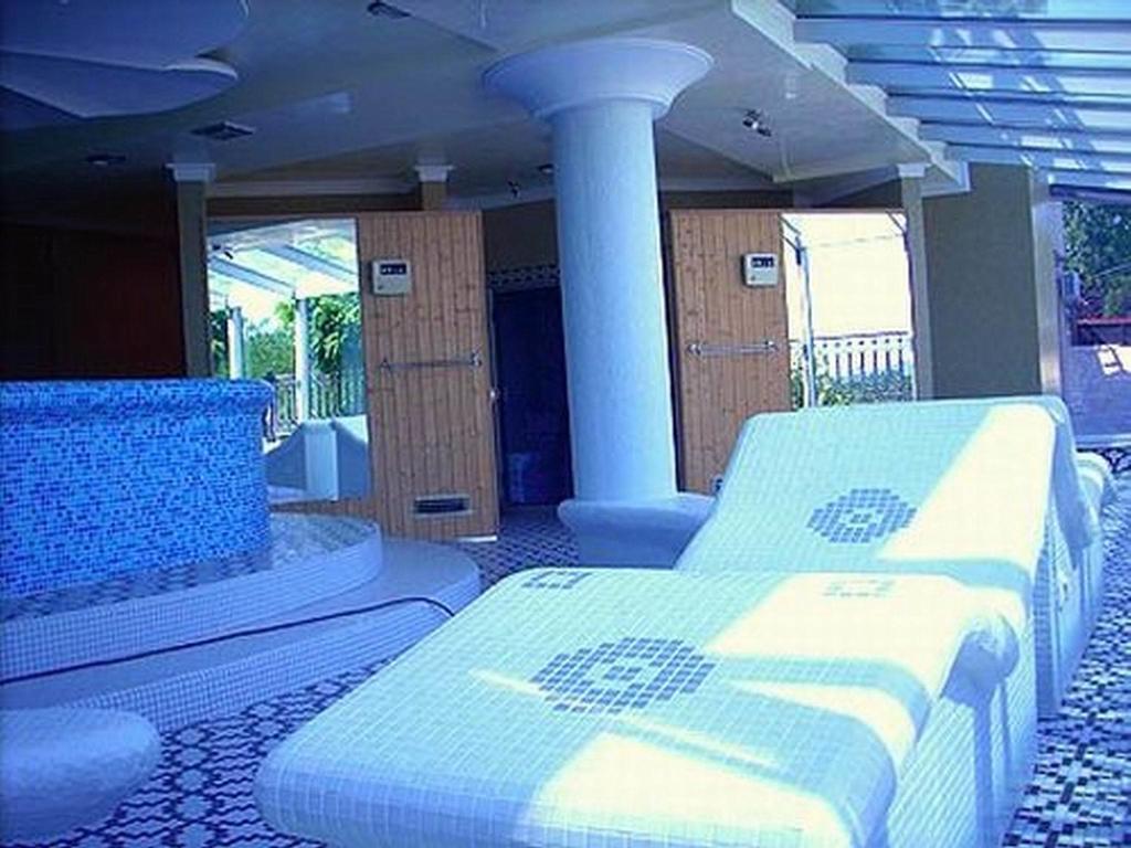 Sunny Hill Apartments & Aqua Park Vrnjačka Banja Eksteriør billede
