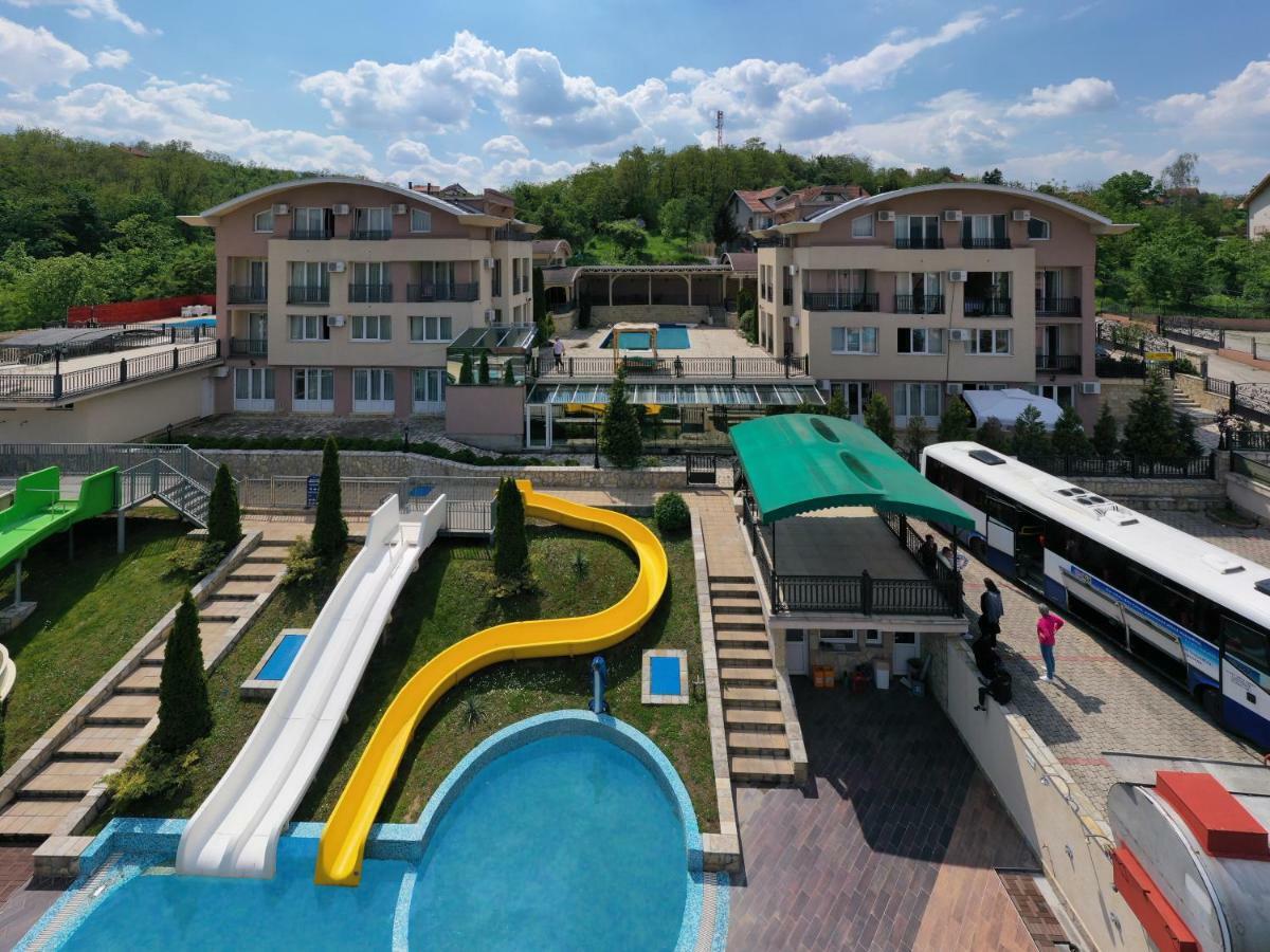Sunny Hill Apartments & Aqua Park Vrnjačka Banja Eksteriør billede